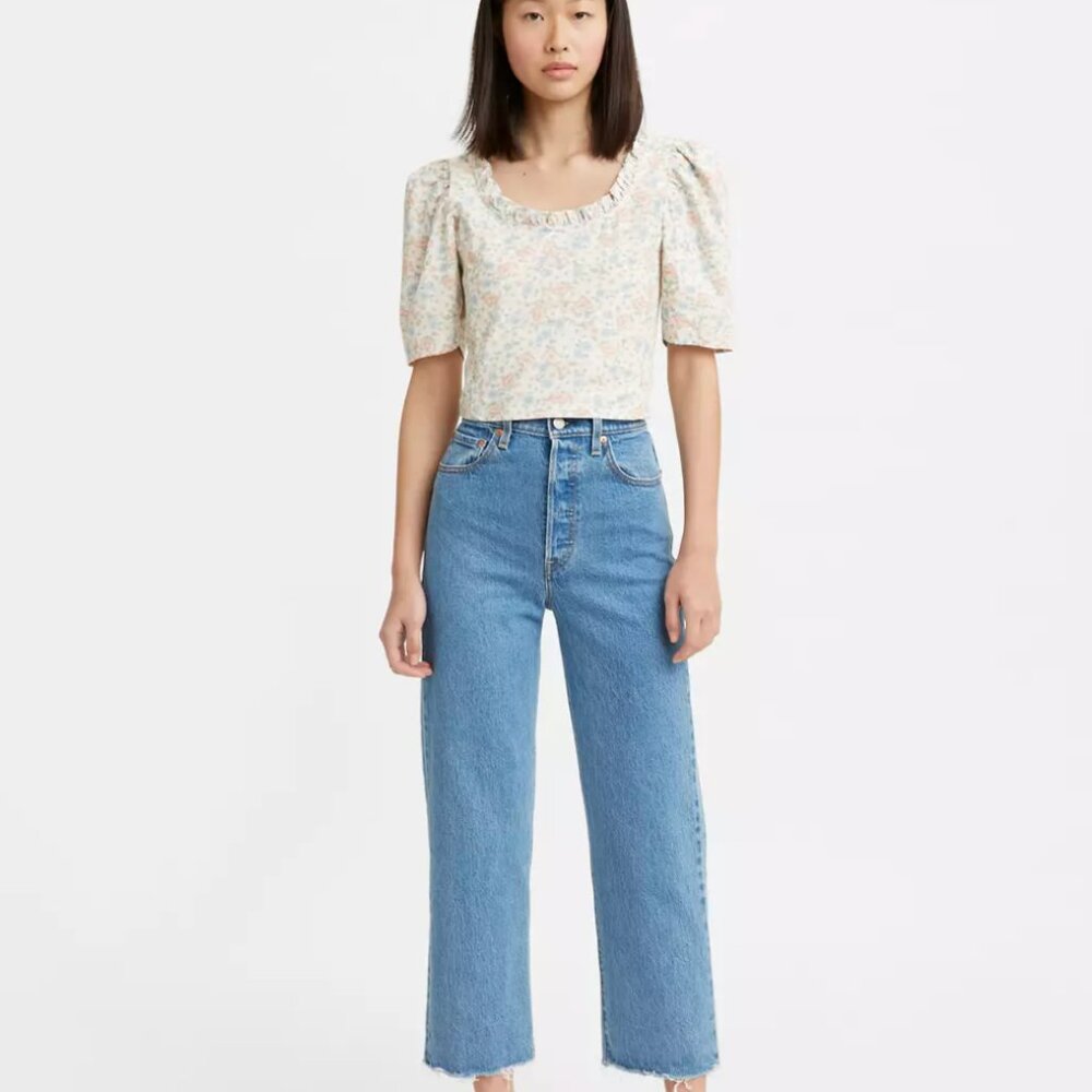 Levi's Ribcage Straight W26 L27 Medium Wash Frayed Hem